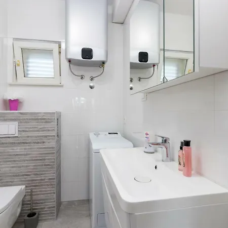 Andrea Apartament Kaštela