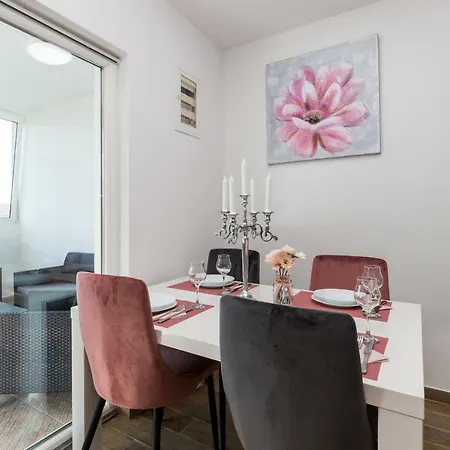 Andrea Apartament Kaštela
