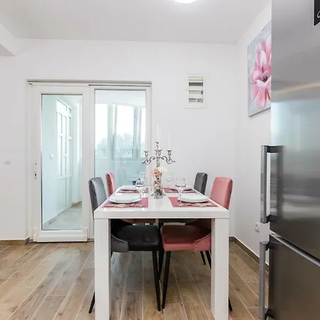 Andrea Apartament