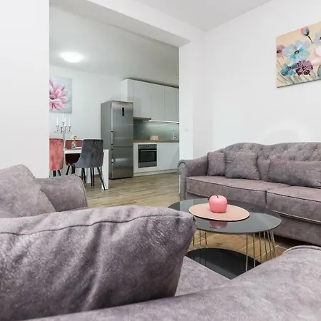 Andrea Apartment